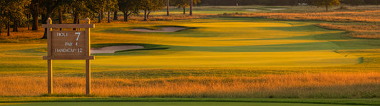 Comment une identité visuelle transforme concrètement l’expérience dans un club de golf